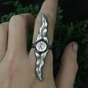 green witch rune ring
