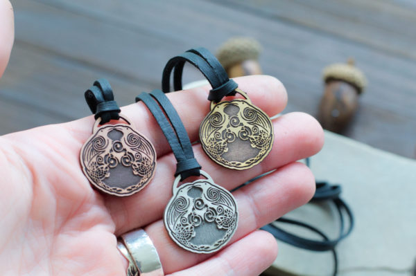 huginn and muninn pendant