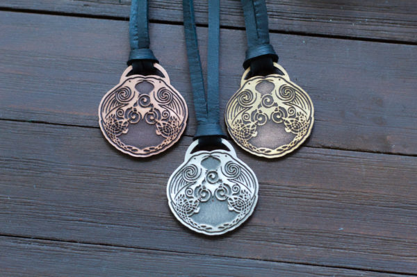huginn and muninn pendant