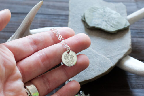 birth flower necklace