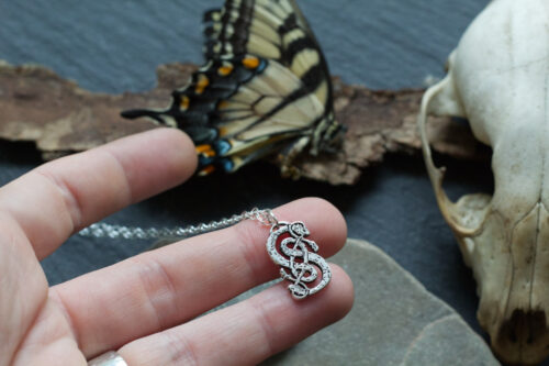 loki necklace Urnes Snakes