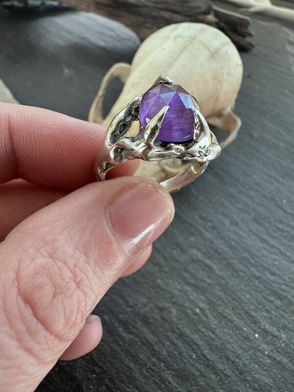 Claw Set Amethyst Sterling Silver Ring - Size 9