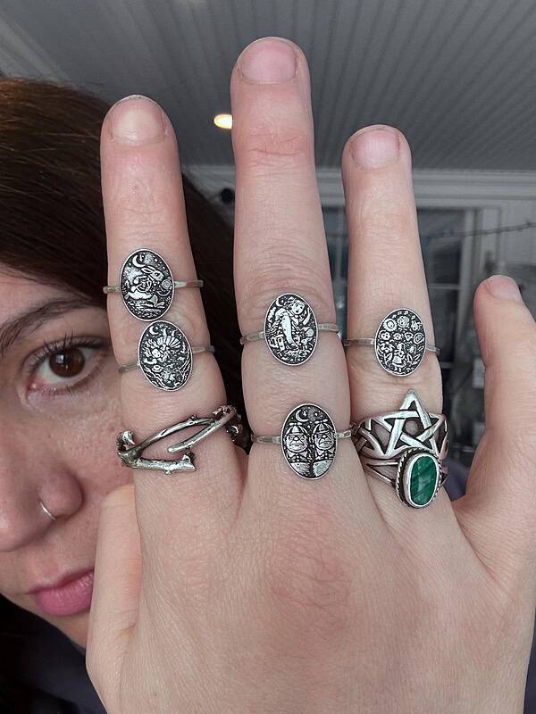 il_fullxfull.7667073953_sqbs.jpg Sterling Silver Alice in Wonderland Ring, Storybook Jewelry with White Rabbit House Scene