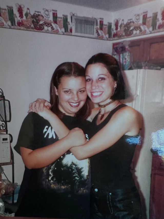 RIP to one of my best friends in this life ❤️

Shanna, you were the kindest, most selfless person I have ever known.

Photo of us from 1999 - she’s on the left.